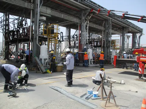 Endüstriyel Elektrik Taahhüt ve Montaj — PetroTek uygulama fotoğrafı 10