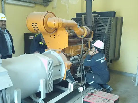 Endüstriyel Bakım ve Operasyon Desteği — PetroTek uygulama fotoğrafı 1