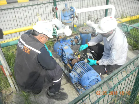 Endüstriyel Bakım ve Operasyon Desteği — PetroTek uygulama fotoğrafı 3