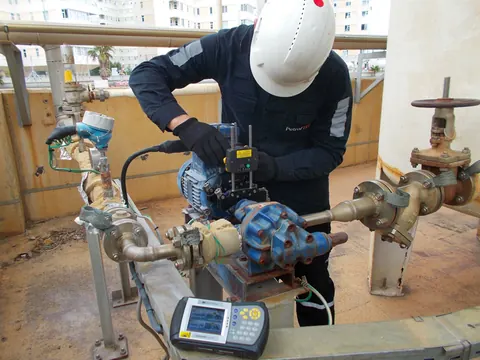 Endüstriyel Bakım ve Operasyon Desteği — PetroTek uygulama fotoğrafı 7