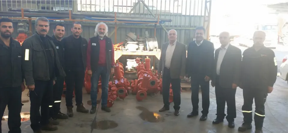 Mersin TSO Başkanı Ayhan Kızıltan ve PetroTek yöneticileri atölyede